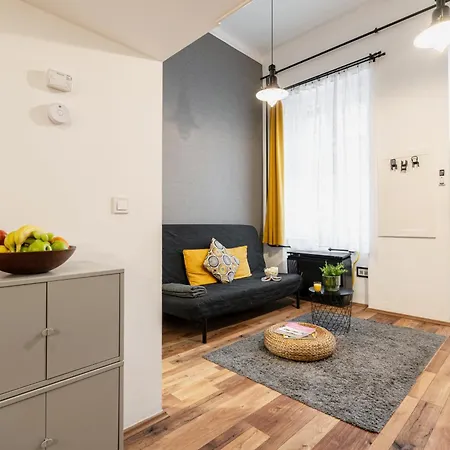 Funhouse Dob * Βουδαπέστη