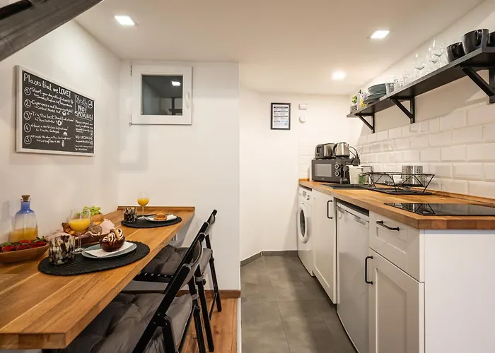 Funhouse Dob بودابست