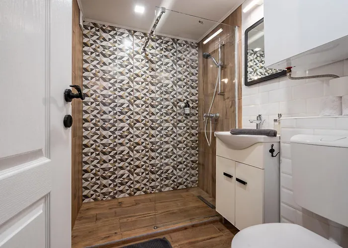 Funhouse Dob شقة بودابست